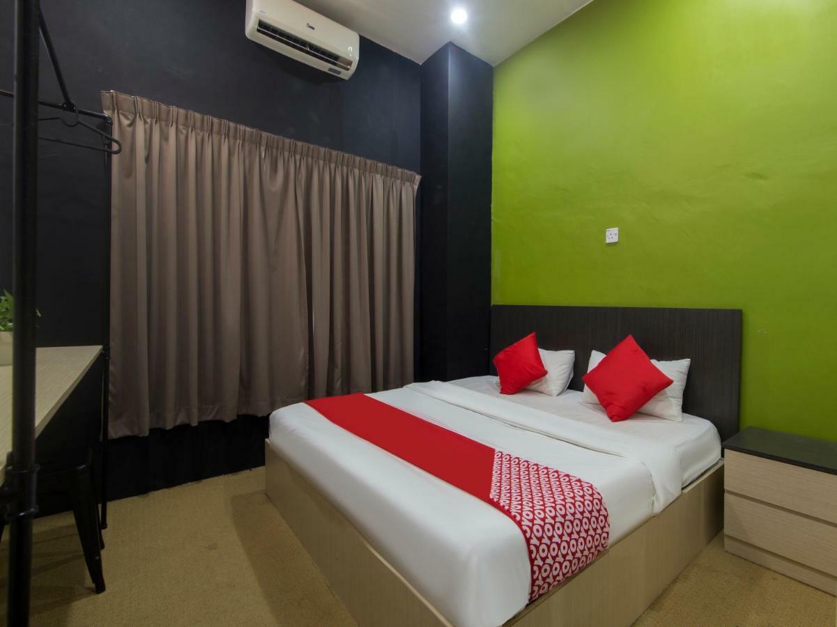 Oyasumi Hotel Kulim Exteriör bild